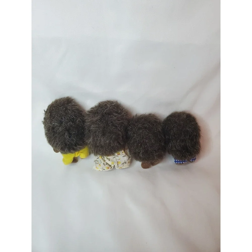 Calico Critters Sylvanian Families Pickleweeds Hedgehogs Family Set of 4 Figures
